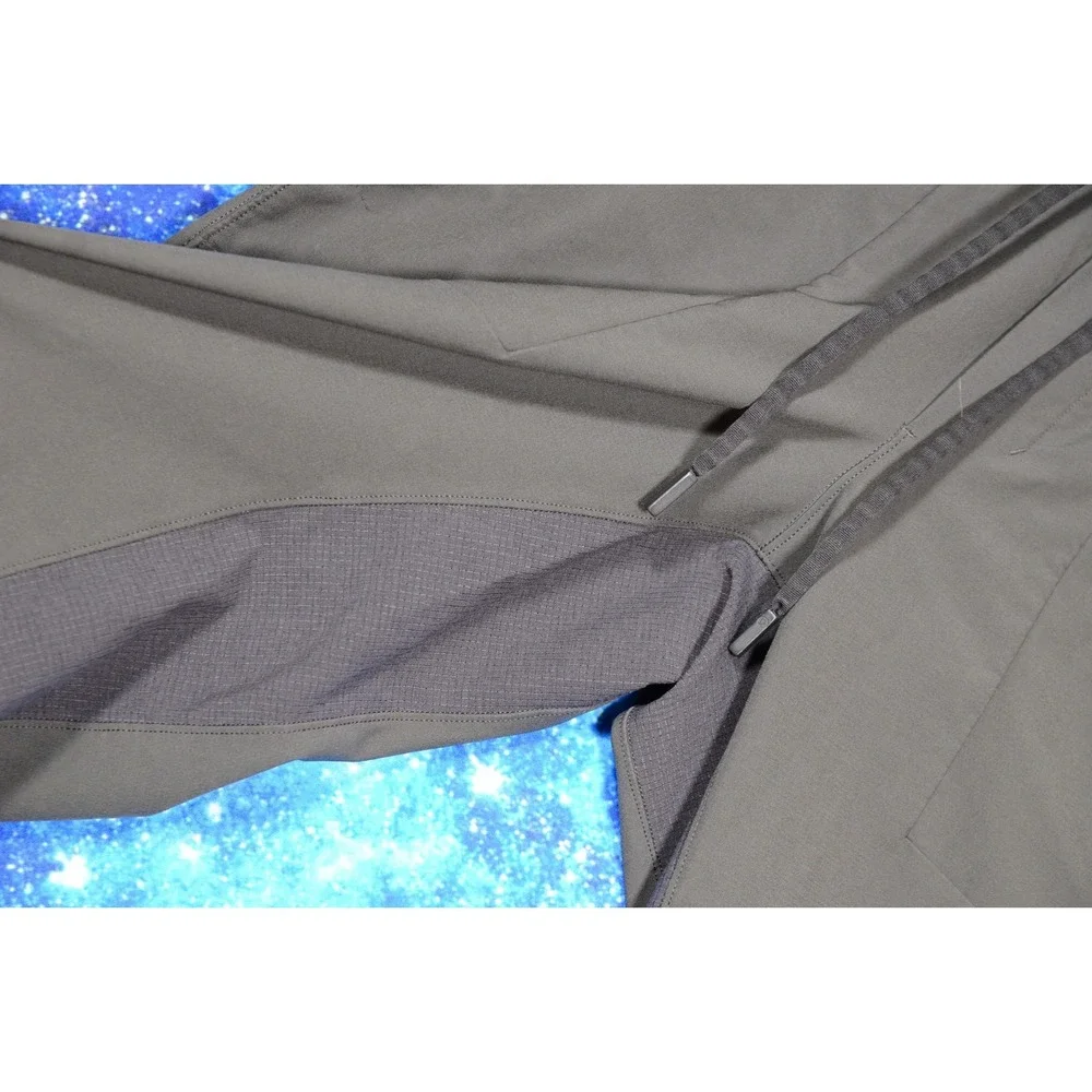 Lululemon Jogger Pants Mens Medium Gray Woven Zip Pockets Ventilated Athletic